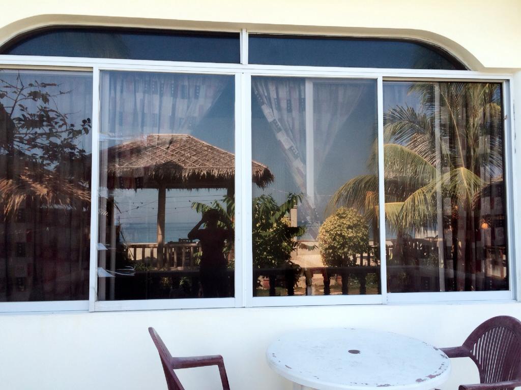 Oslob Garden Stay Beach Resort Eksteriør bilde