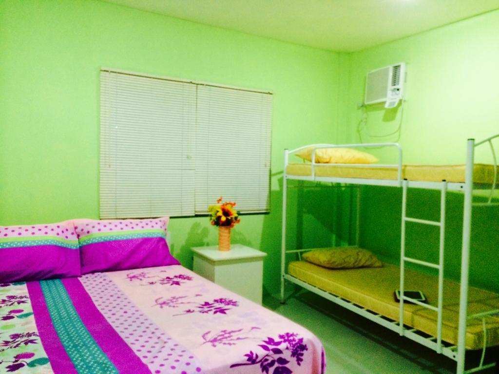 Oslob Garden Stay Beach Resort Rom bilde